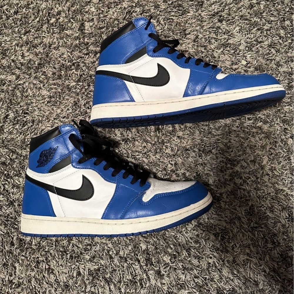 Jordan 1 Royals